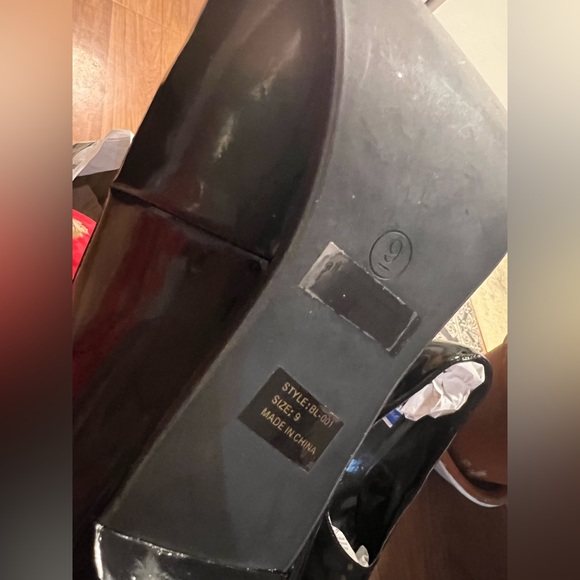 Pretty Black Heels👠 - Picture 8 of 15